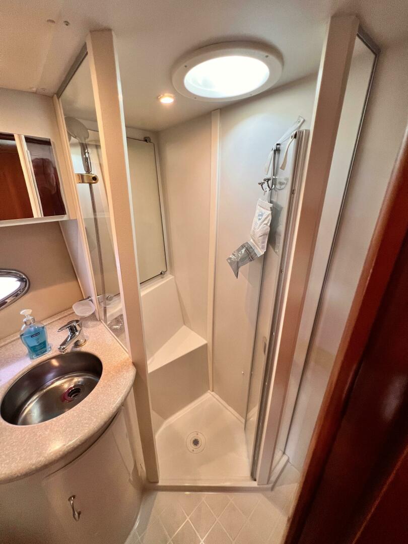 Slide: The Image of Carver 444 Cockpit Motor Yacht 2005 - 4978473