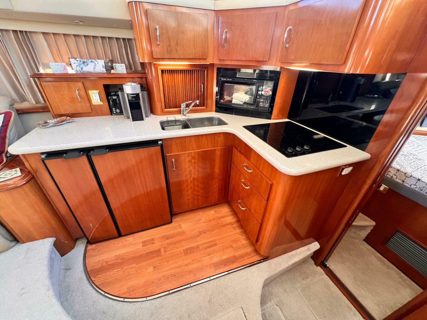 Slide: The Image of Carver 444 Cockpit Motor Yacht 2005 - 4978479