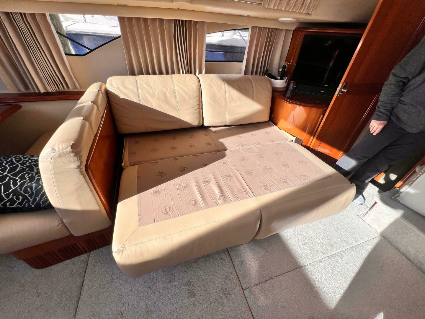 Slide: The Image of Carver 444 Cockpit Motor Yacht 2005 - 4978484