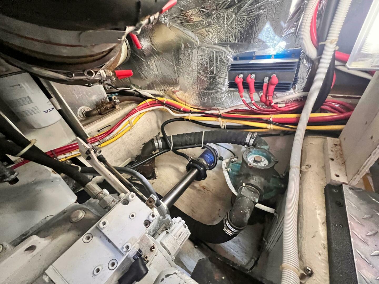Slide: The Image of Carver 444 Cockpit Motor Yacht 2005 - 4978503