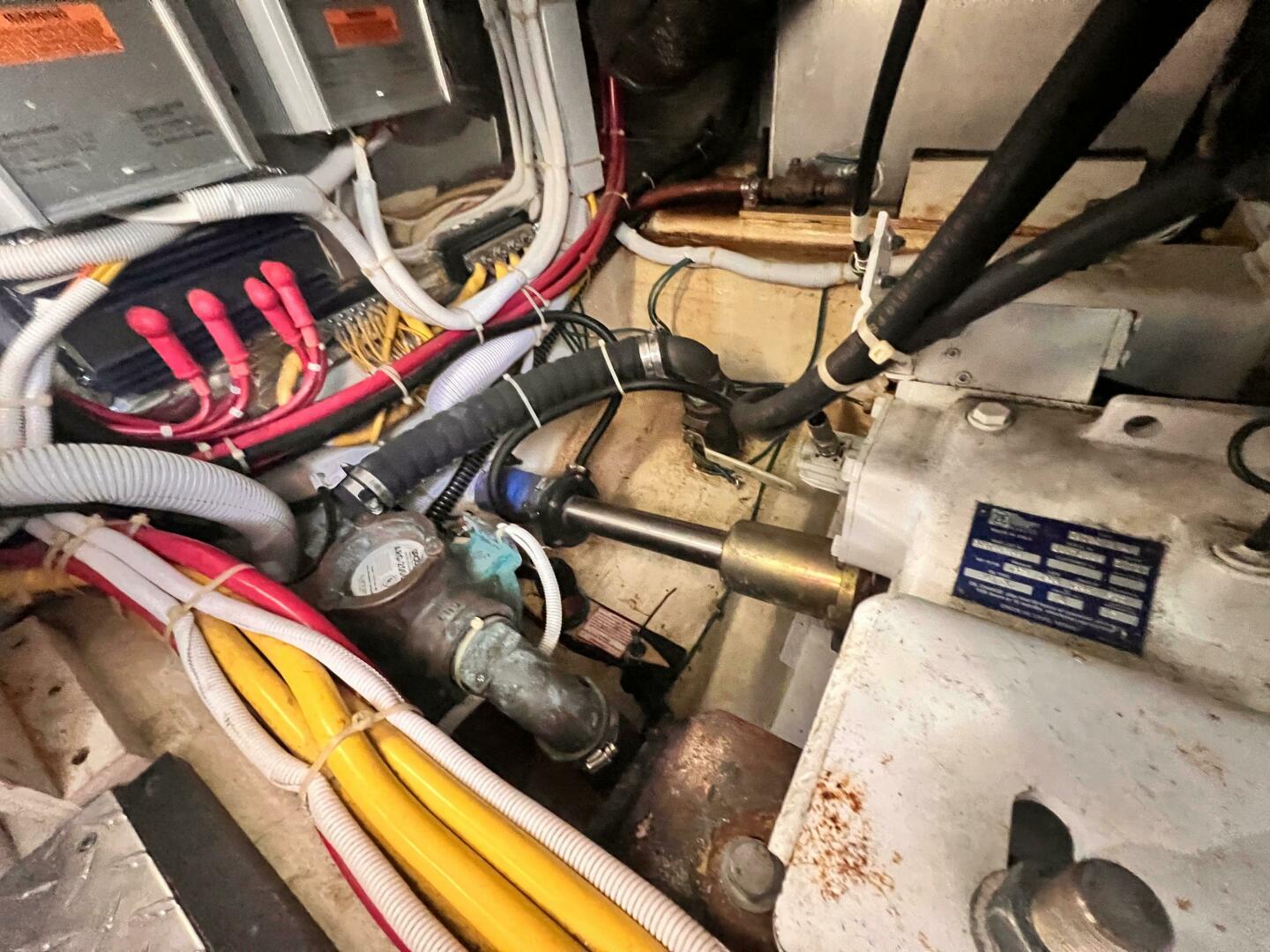 Slide: The Image of Carver 444 Cockpit Motor Yacht 2005 - 4978505