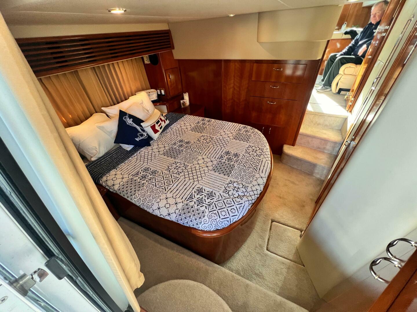 Slide: The Image of Carver 444 Cockpit Motor Yacht 2005 - 4978532