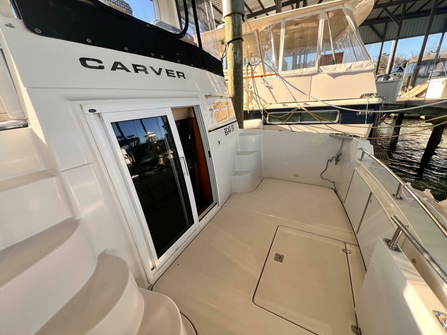 Slide: The Image of Carver 444 Cockpit Motor Yacht 2005 - 4978554