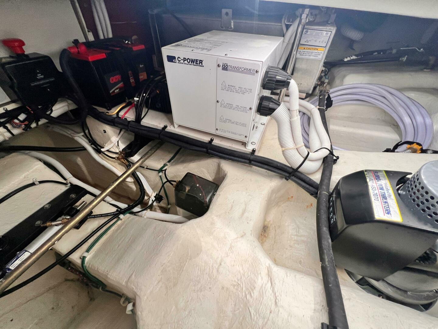Slide: The Image of Carver 444 Cockpit Motor Yacht 2005 - 4978565