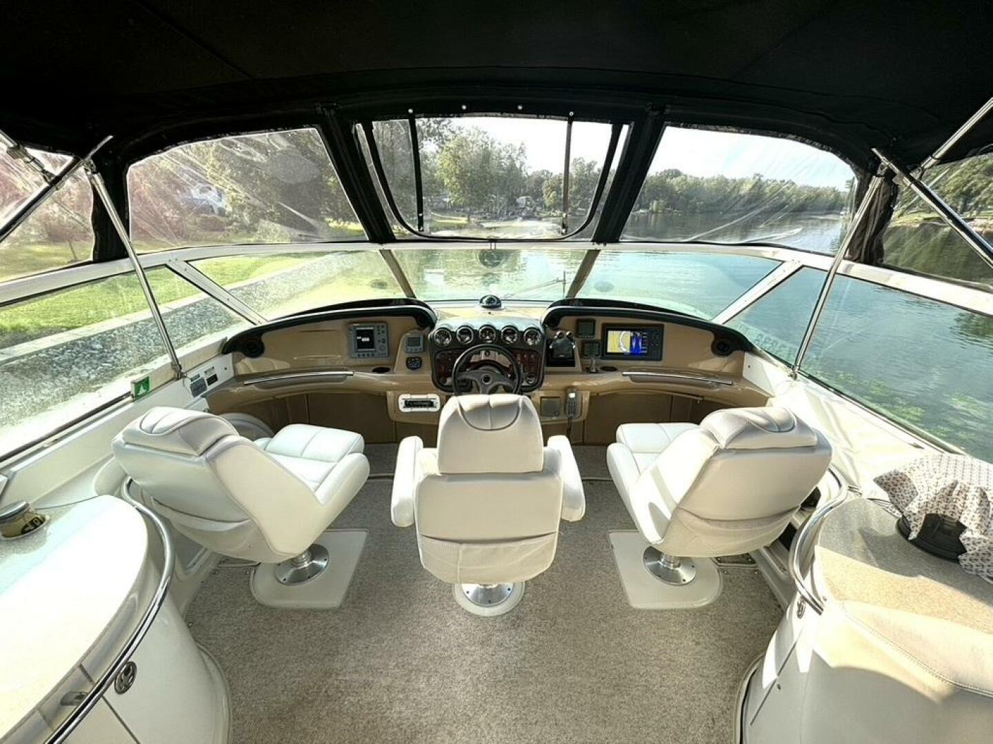 Slide: The Image of Carver 466 Motor Yacht 2004 - 5486394