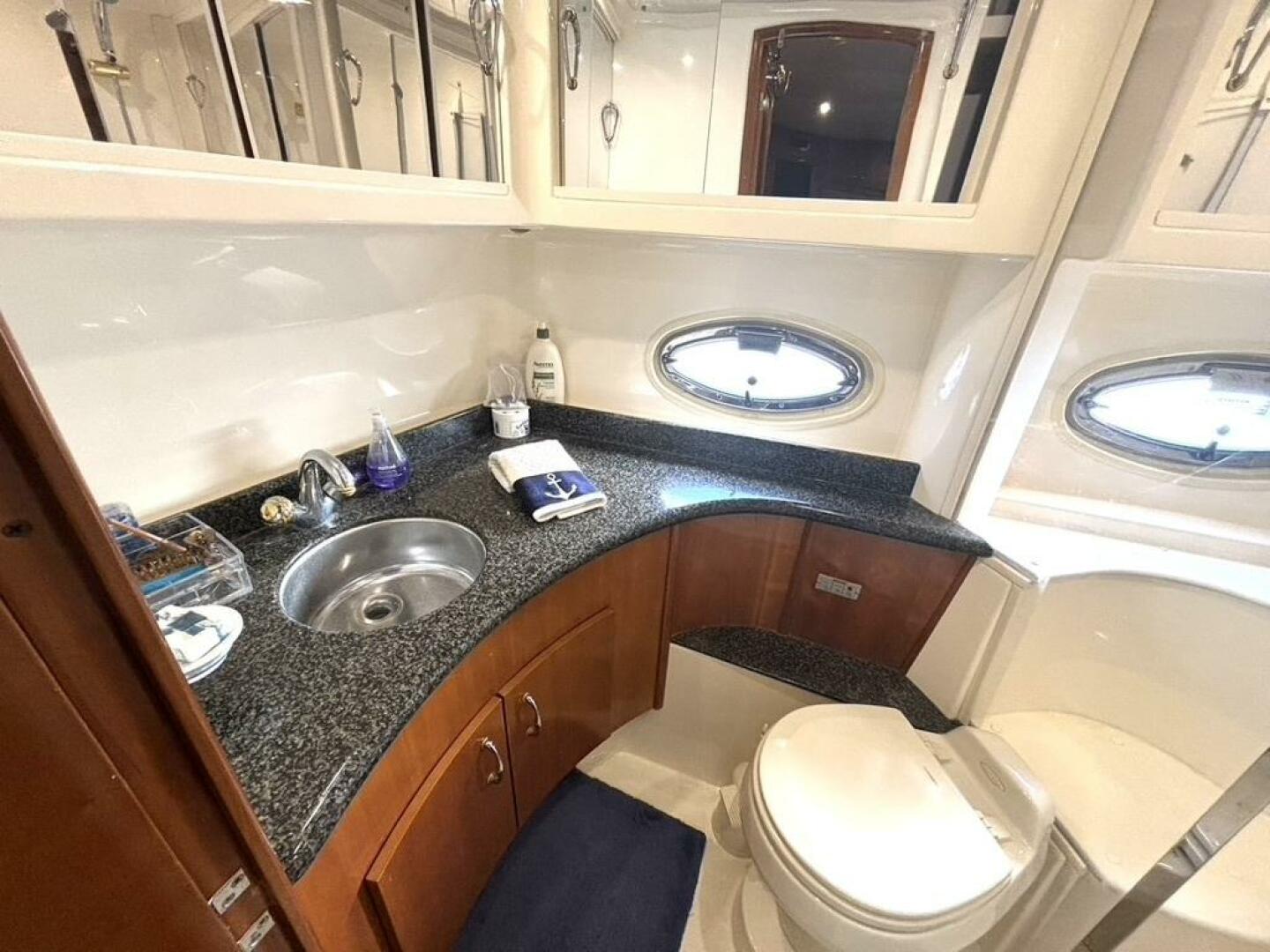 Slide: The Image of Carver 466 Motor Yacht 2004 - 5486426