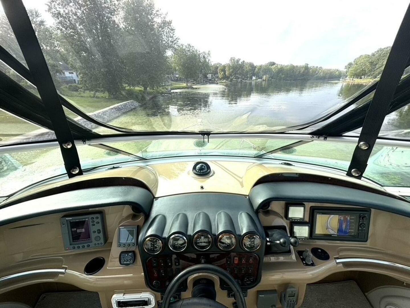 Slide: The Image of Carver 466 Motor Yacht 2004 - 5486403