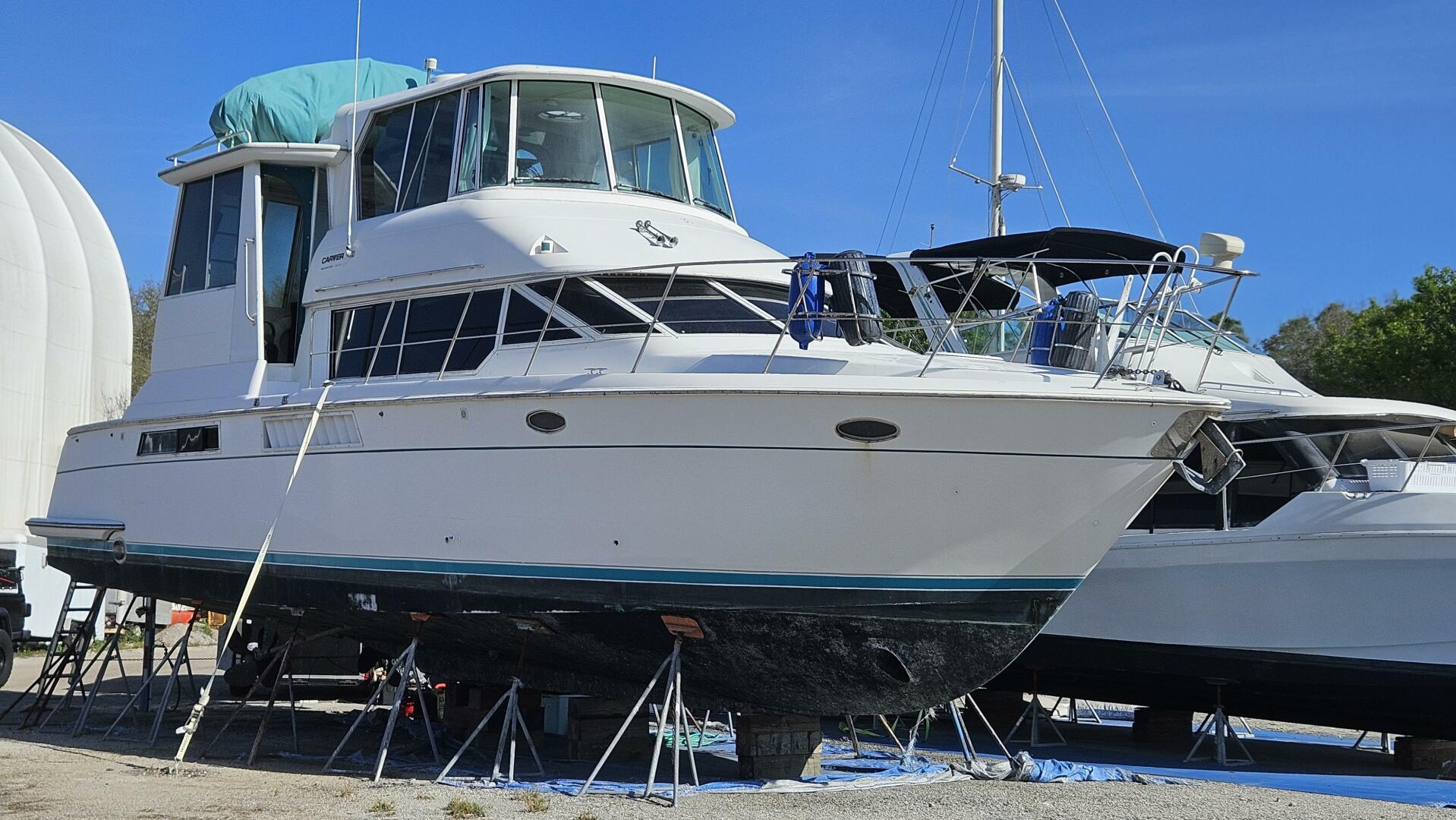Slide: The Image of Carver 500 Motor Yacht 1997 - 5059241