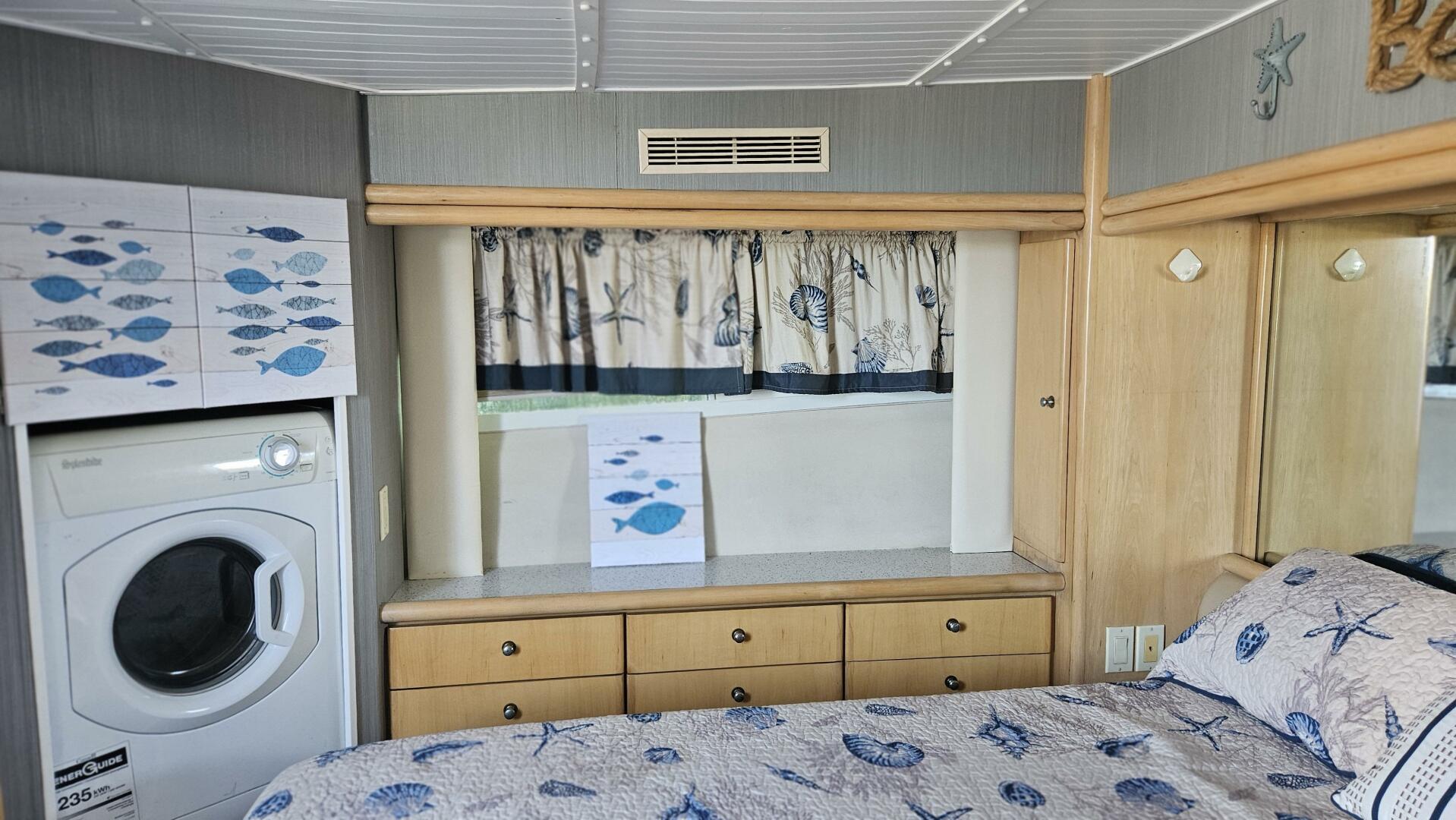 Slide: The Image of Carver 500 Motor Yacht 1997 - 5059254