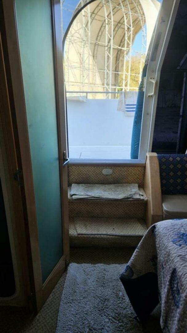 Slide: The Image of Carver 500 Motor Yacht 1997 - 5059257