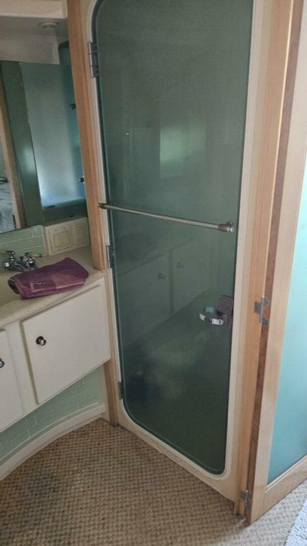 Slide: The Image of Carver 500 Motor Yacht 1997 - 5059259