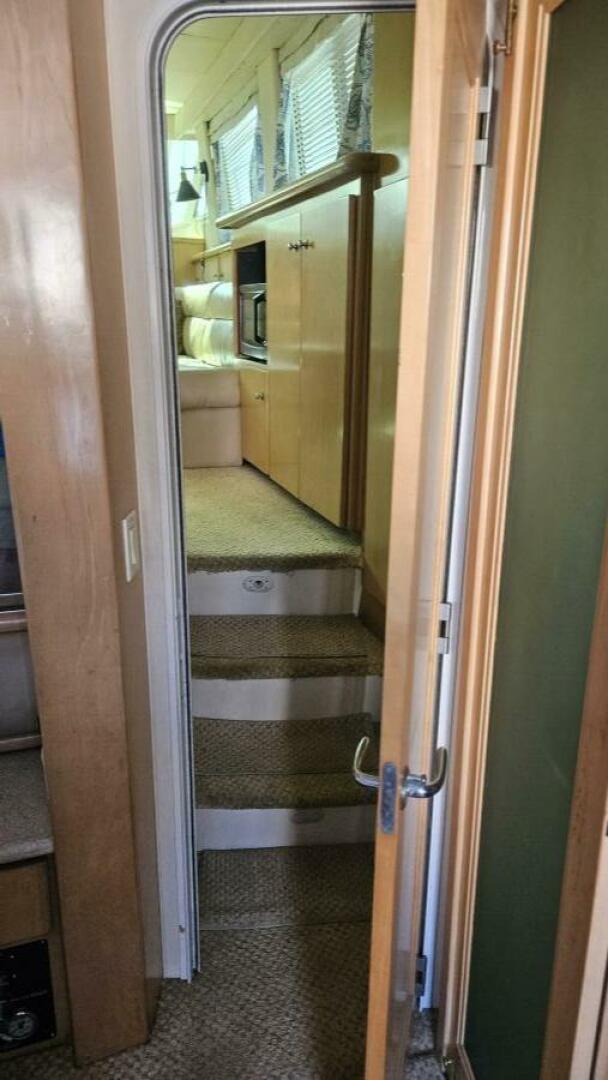 Slide: The Image of Carver 500 Motor Yacht 1997 - 5059263