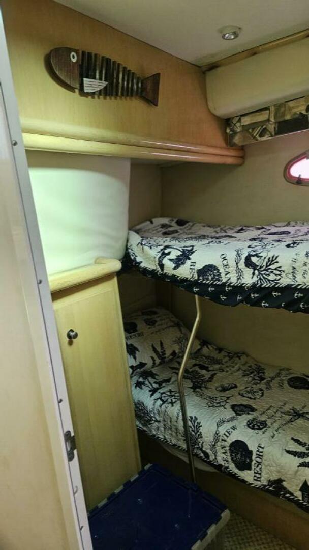 Slide: The Image of Carver 500 Motor Yacht 1997 - 5059285