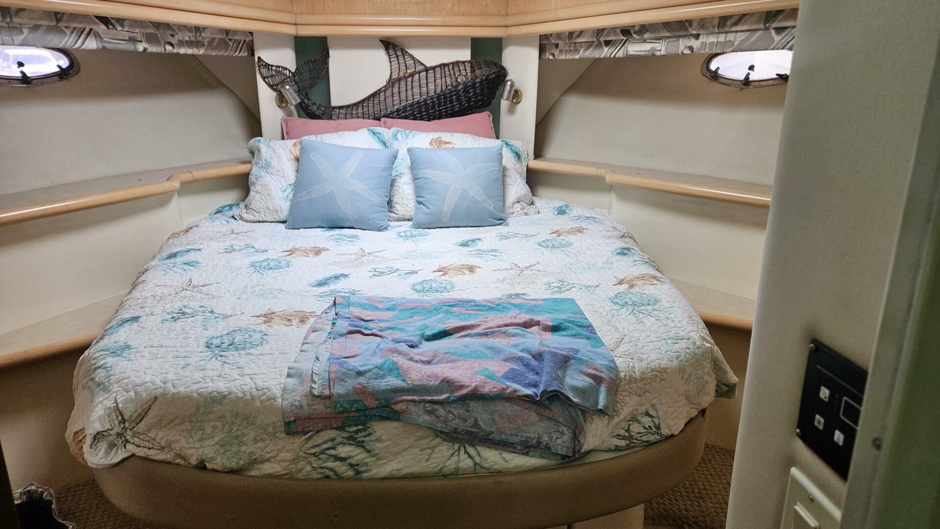 Slide: The Image of Carver 500 Motor Yacht 1997 - 5059300