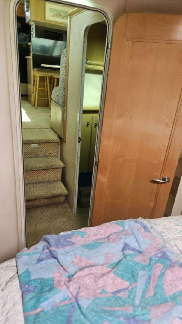 Slide: The Image of Carver 500 Motor Yacht 1997 - 5059309