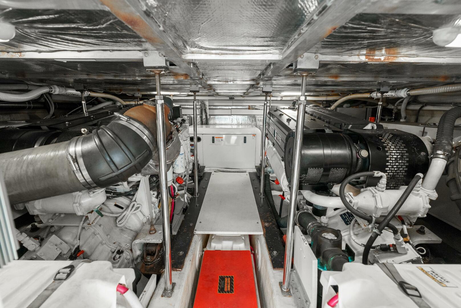 Slide: The Image of Carver 56 Twin Diesel Volvo-Penta - 5065066