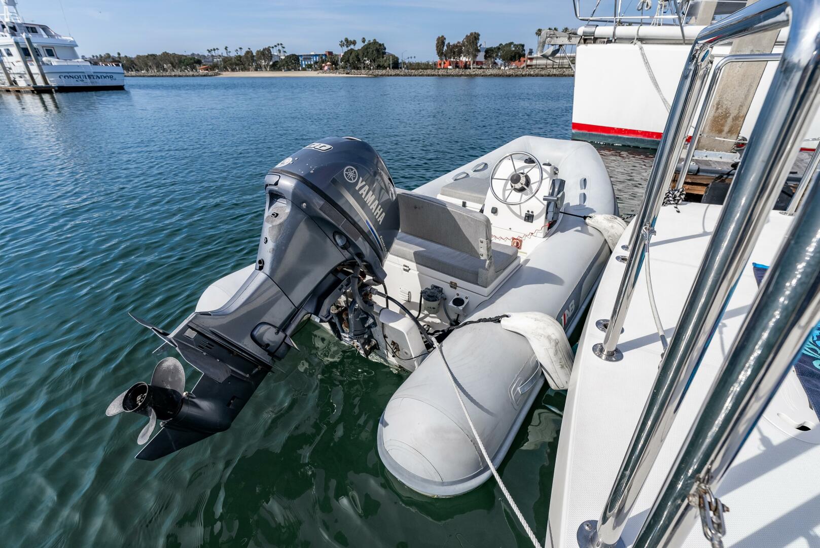 Slide: The Image of Carver 56 Yamaha 30 HP - 5065081