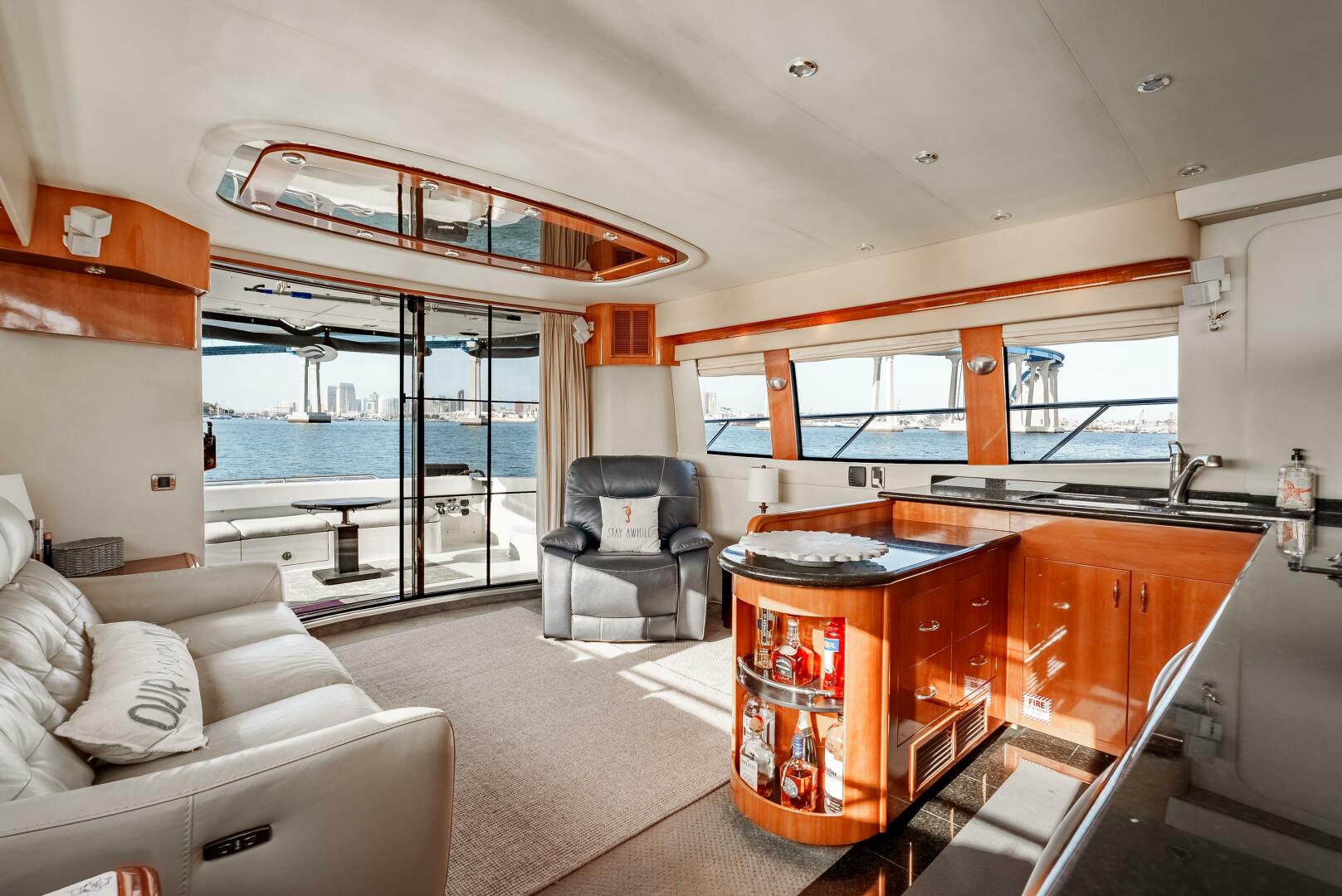 Slide: The Image of Carver 56 Salon - 5065084