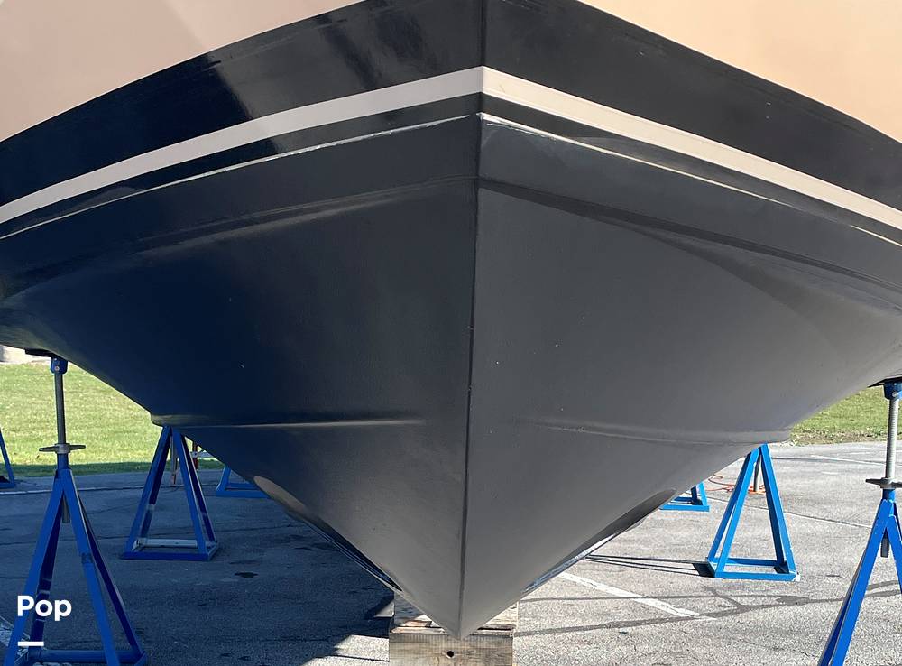 Slide: The Image of Carver C34 Command Bridge/Flybridge 2013 - 15826903