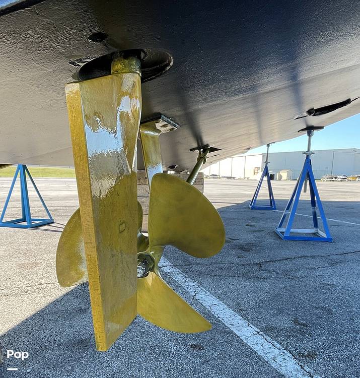 Slide: The Image of Carver C34 Command Bridge/Flybridge 2013 - 15826908