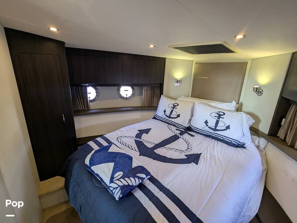 Slide: The Image of Plenty Of Closet Space And Storage - 15883029