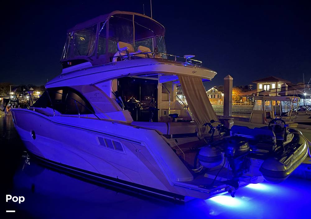 Slide: The Image of Carver C34 Command Bridge/Flybridge 2013 - 15826911
