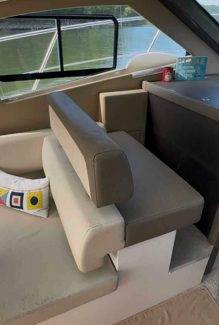 Slide: The Image of Carver C37 2014 - 5270163