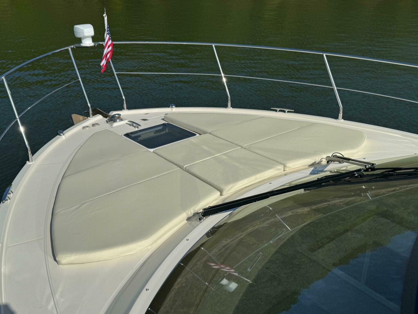 Slide: The Image of Carver C37 2014 - 5270179