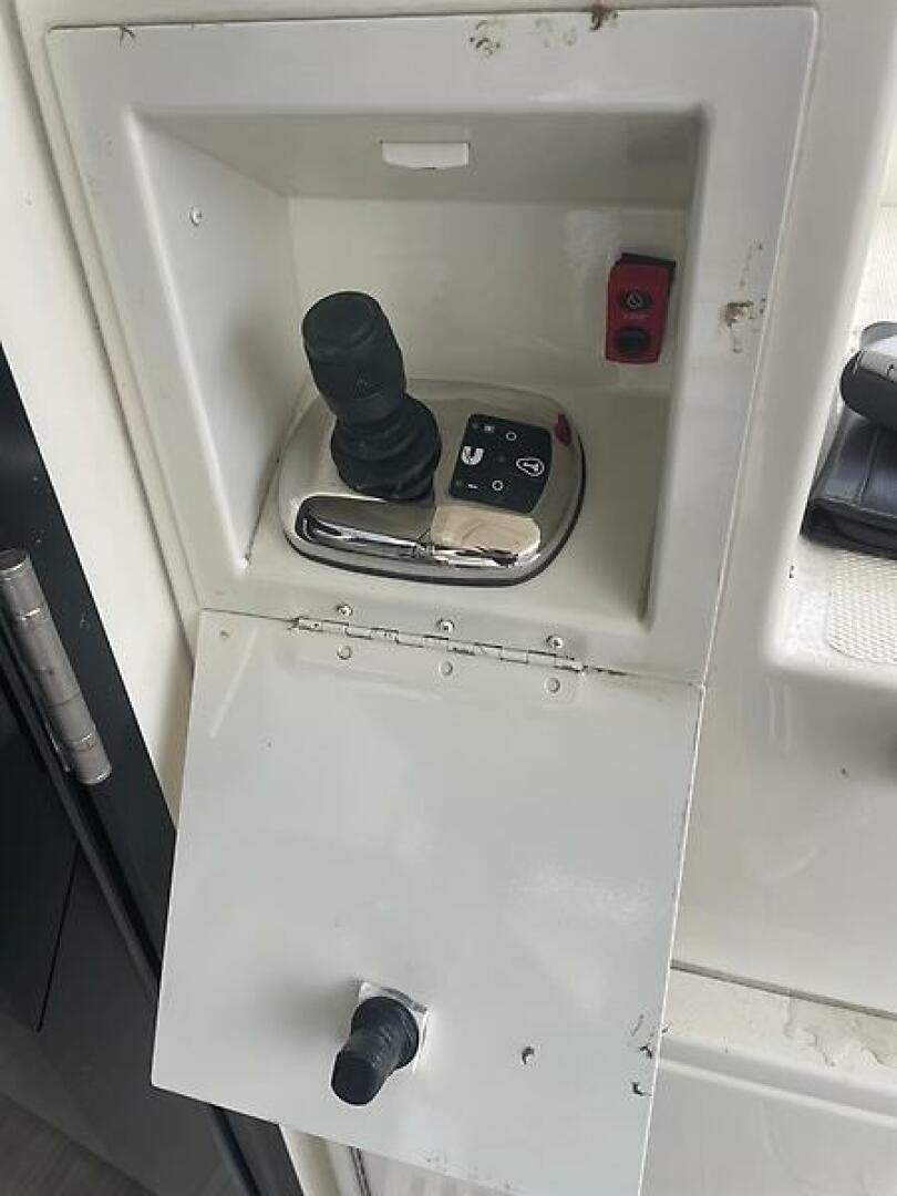 Slide: The Image of 0005274205 - 5505992