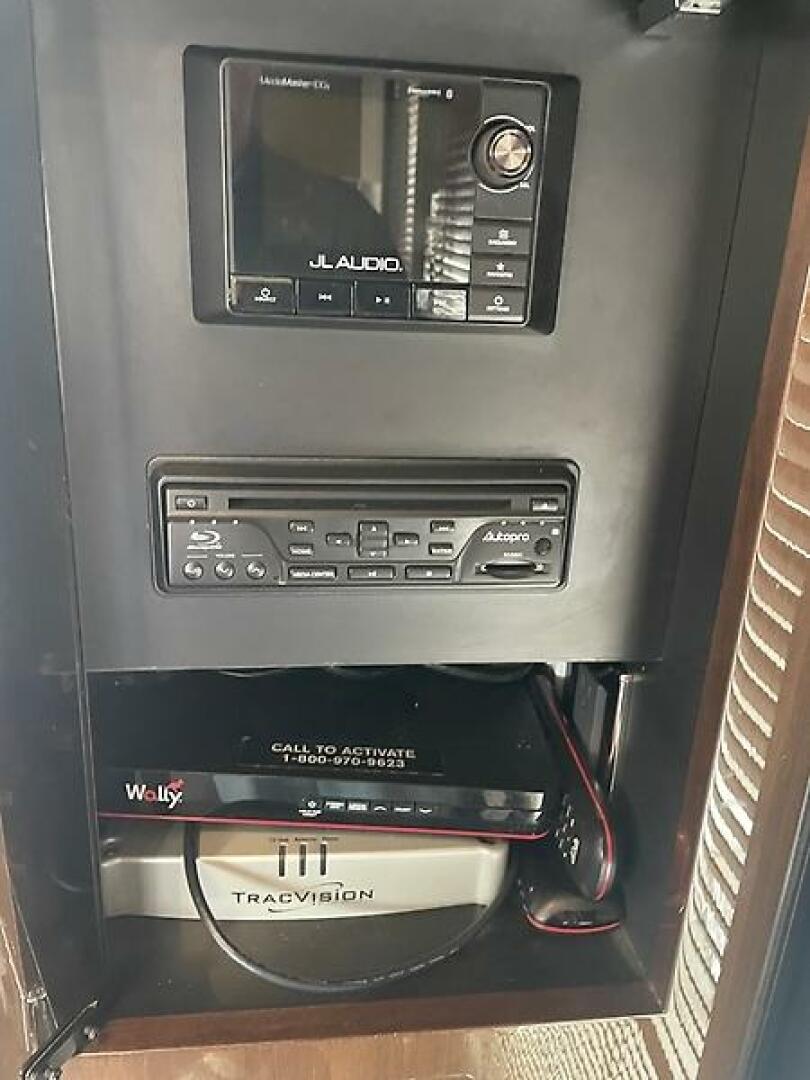 Slide: The Image of 0005272971 - 5506017