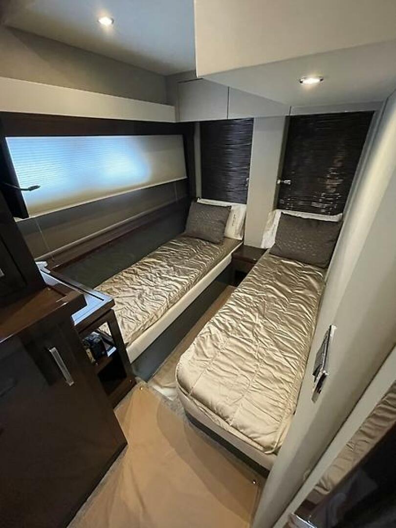 Slide: The Image of 0005273495 - 5506019