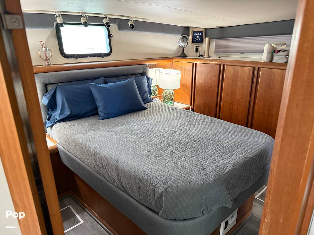 Slide: The Image of Carver Californian 45 Aft Cabin Motoryacht 1990 - 15249574