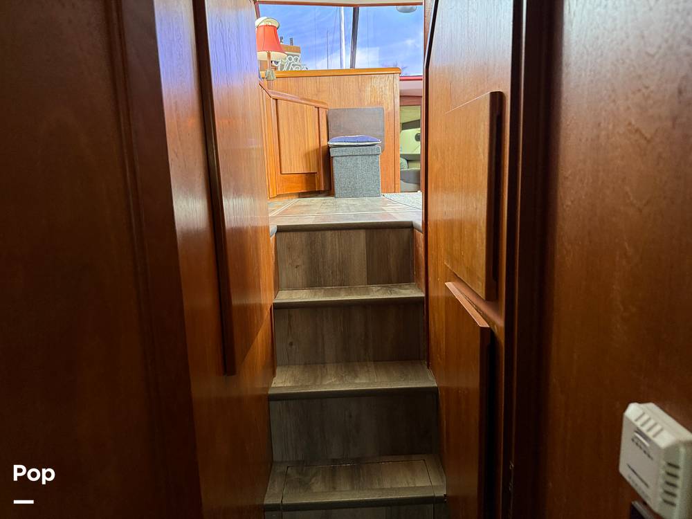 Slide: The Image of Carver Californian 45 Aft Cabin Motoryacht 1990 - 15249579
