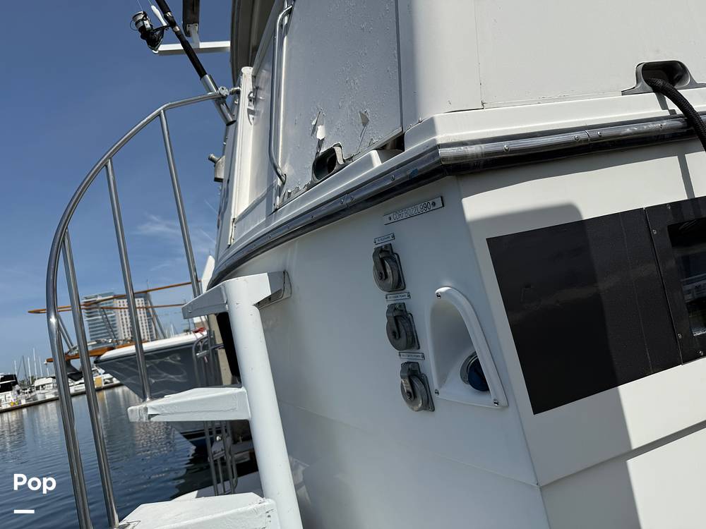 Slide: The Image of Carver Californian 45 Aft Cabin Motoryacht 1990 - 15249656