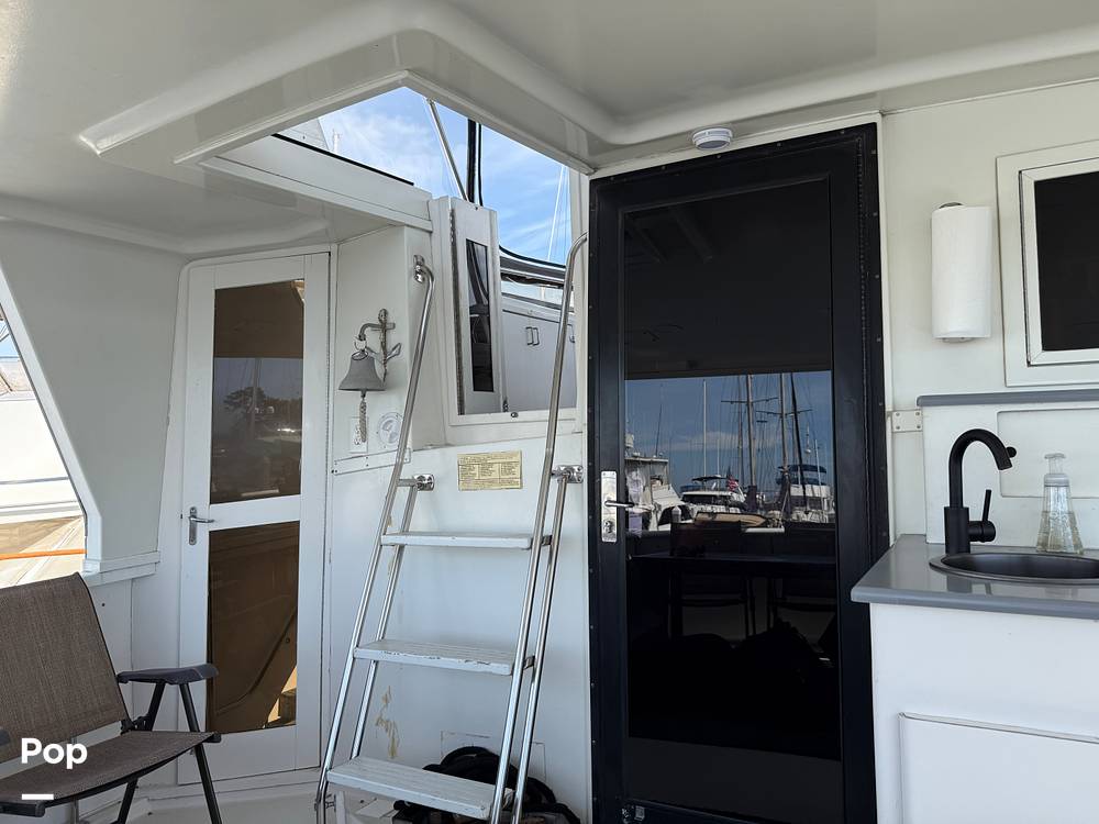 Slide: The Image of Carver Californian 45 Aft Cabin Motoryacht 1990 - 15249665