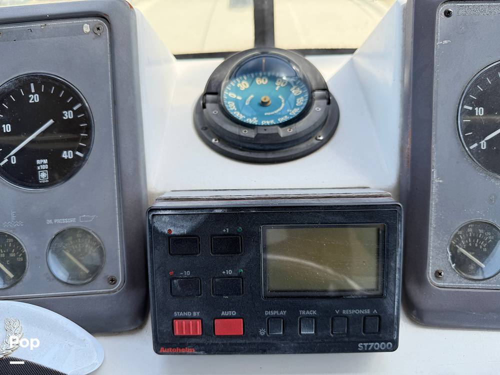 Slide: The Image of Carver Californian 45 Aft Cabin Motoryacht 1990 - 15249682