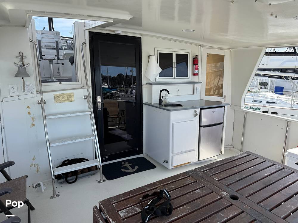 Slide: The Image of Carver Californian 45 Aft Cabin Motoryacht 1990 - 15255340