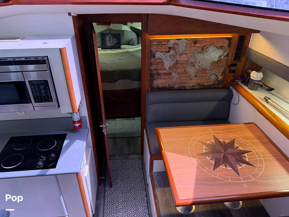 Slide: The Image of Carver Californian 45 Aft Cabin Motoryacht 1990 - 15249527