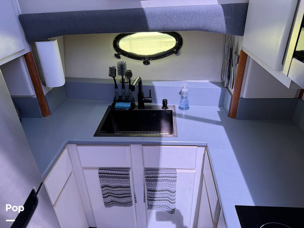 Slide: The Image of Carver Californian 45 Aft Cabin Motoryacht 1990 - 15249532