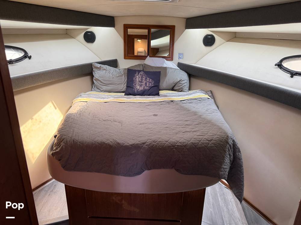 Slide: The Image of Carver Californian 45 Aft Cabin Motoryacht 1990 - 15249538