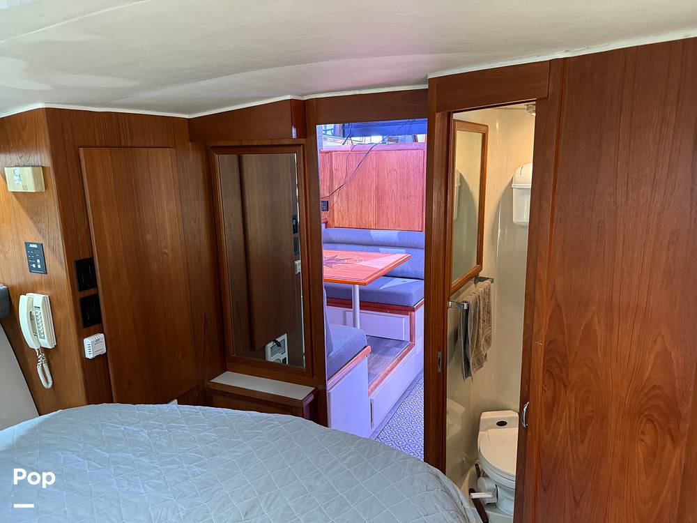 Slide: The Image of Carver Californian 45 Aft Cabin Motoryacht 1990 - 15249542