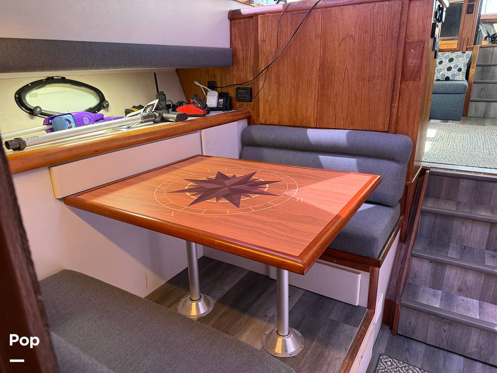Slide: The Image of Carver Californian 45 Aft Cabin Motoryacht 1990 - 15249553