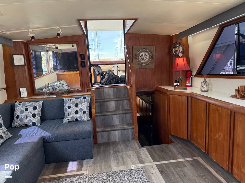 Slide: The Image of Carver Californian 45 Aft Cabin Motoryacht 1990 - 15249557