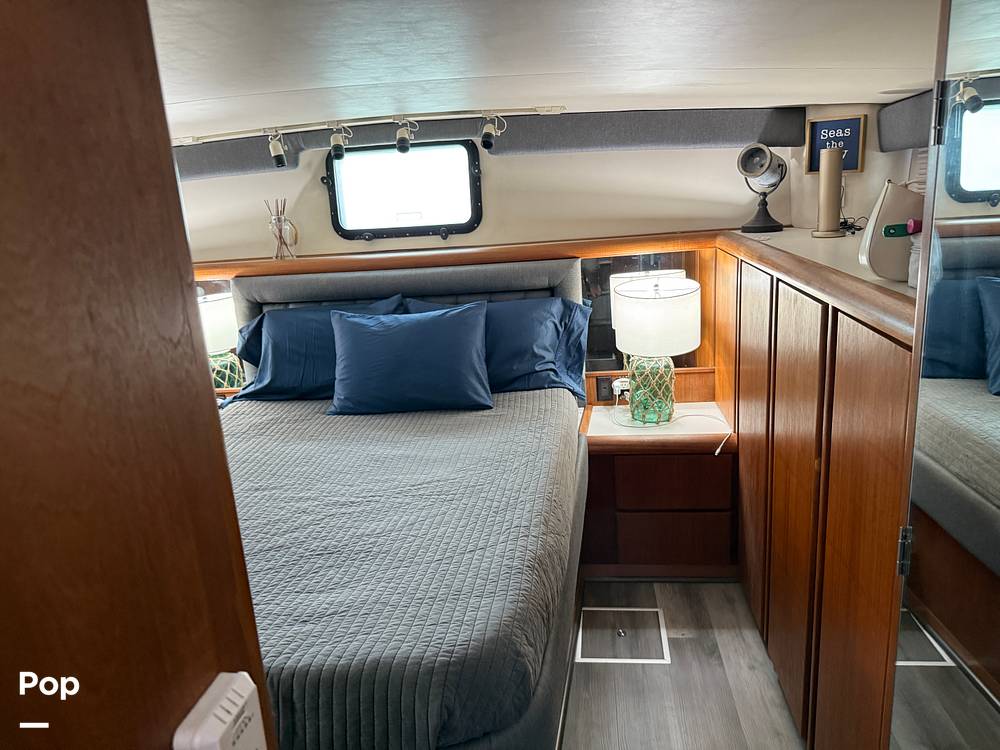 Slide: The Image of Carver Californian 45 Aft Cabin Motoryacht 1990 - 15249561