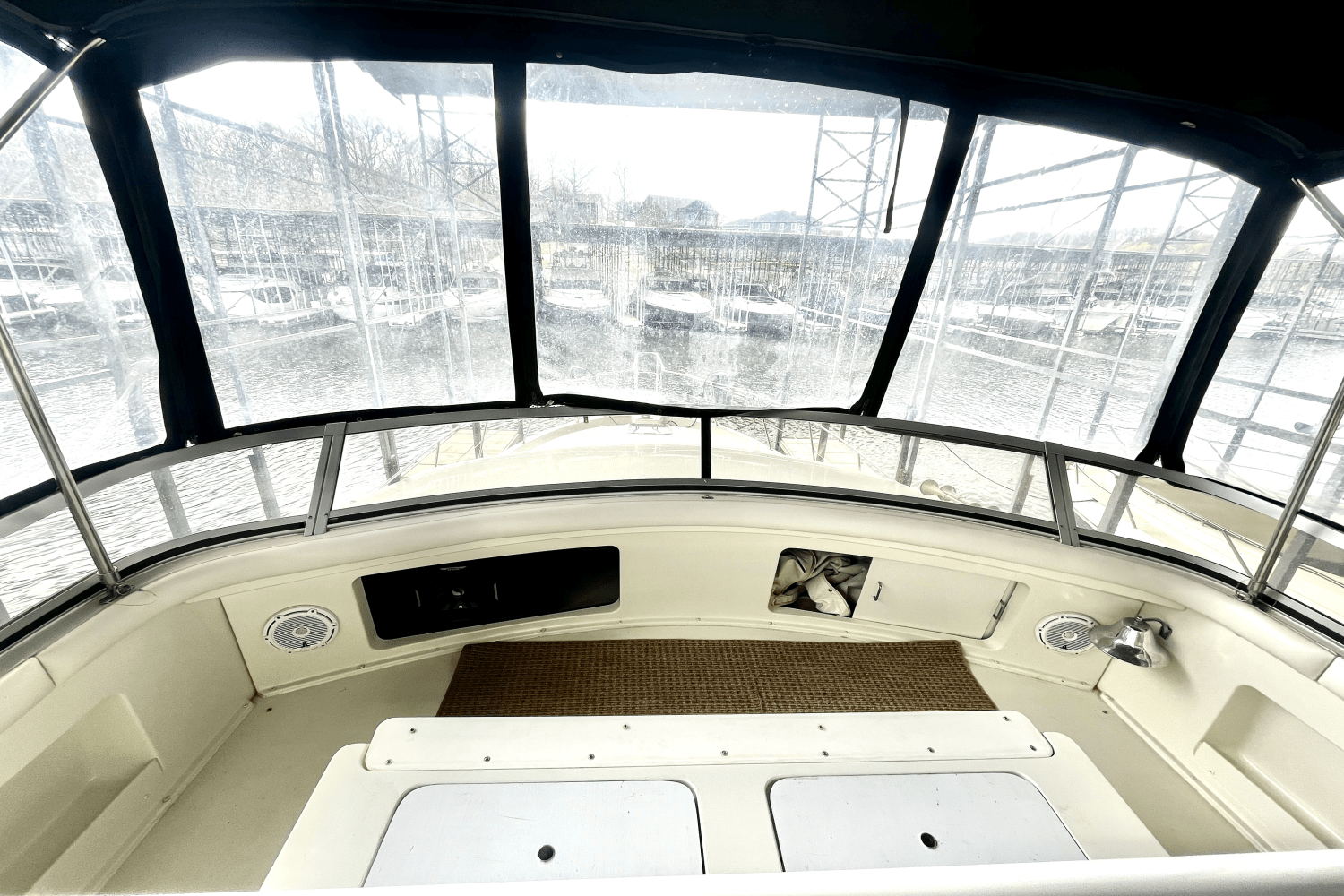 Slide: The Image of Carver Yachts 440 AFT CABIN MOTOR YACHT 1995 - 20