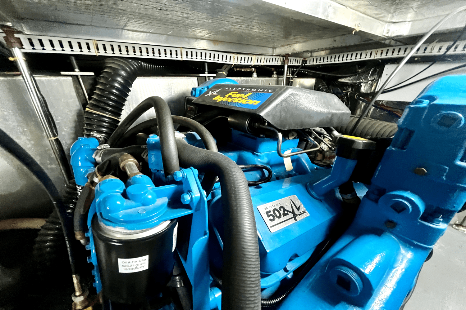 Slide: The Image of Carver Yachts 440 AFT CABIN MOTOR YACHT 1995 - 51