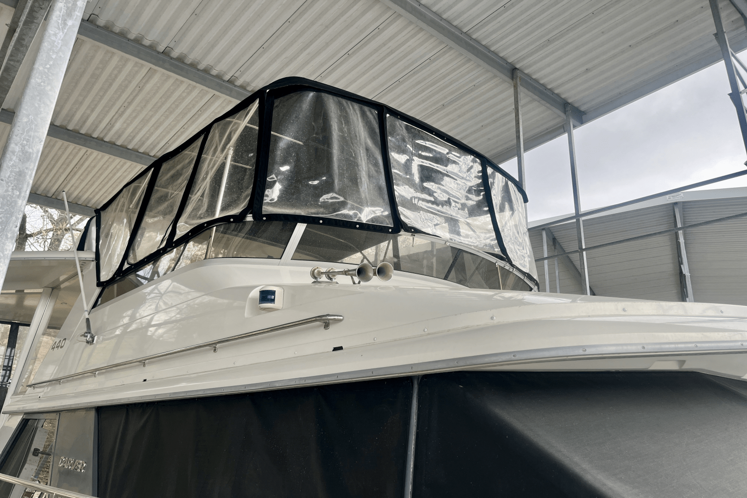 Slide: The Image of Carver Yachts 440 AFT CABIN MOTOR YACHT 1995 - 6