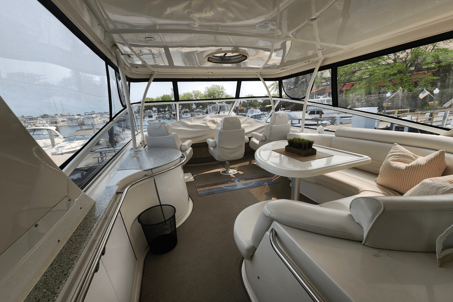 Slide: The Image of Carver Yachts 466 MY 2007 - 35