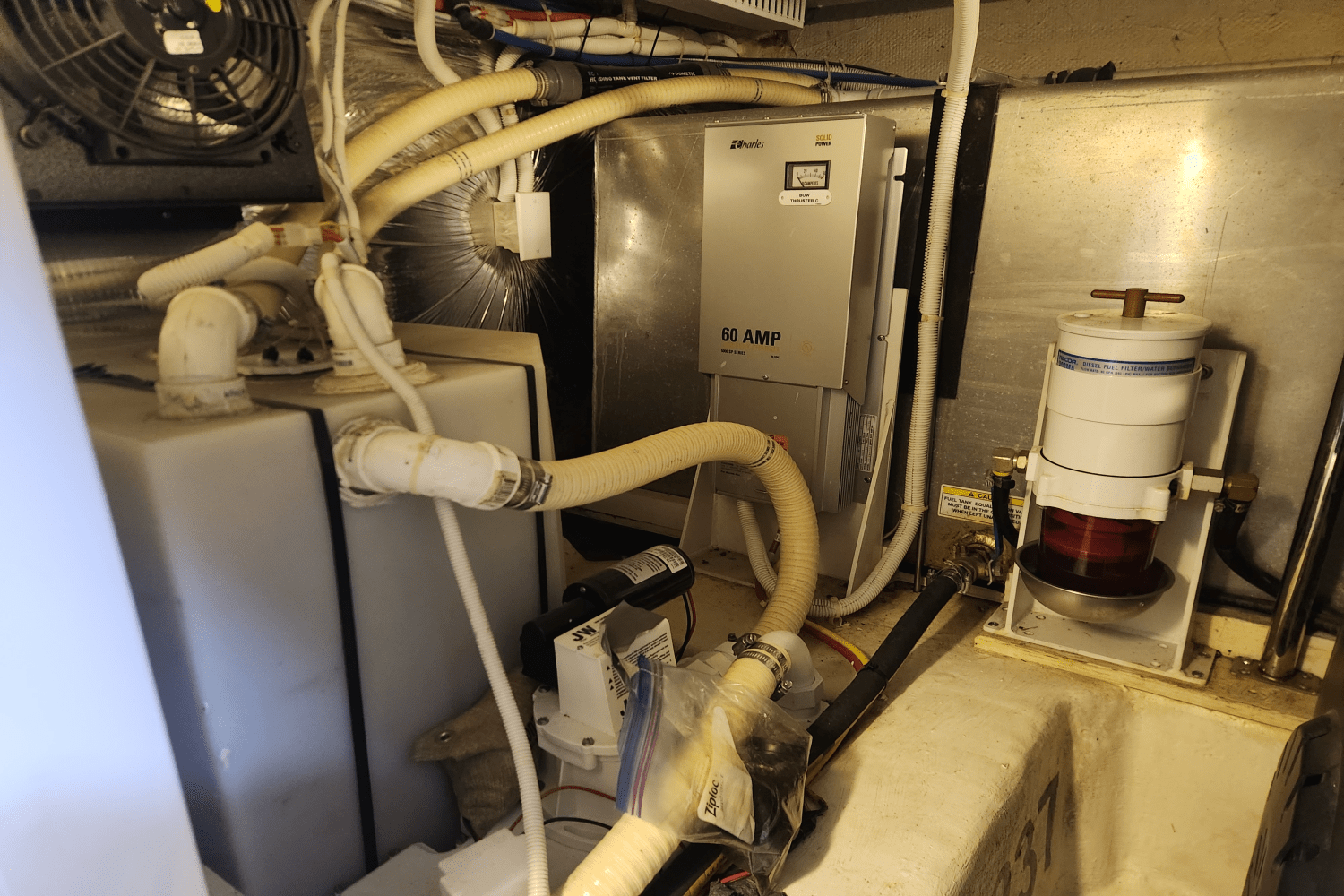 Slide: The Image of Carver Yachts 466 MY 2007 - 47