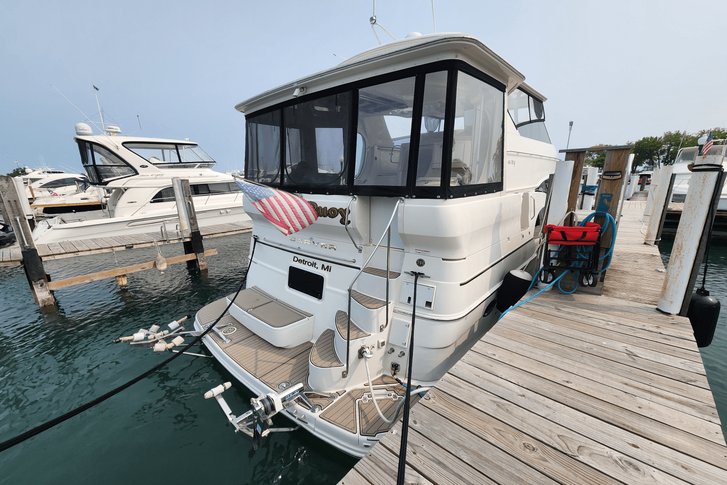 Slide: The Image of Carver Yachts 466 MY 2007 - 5